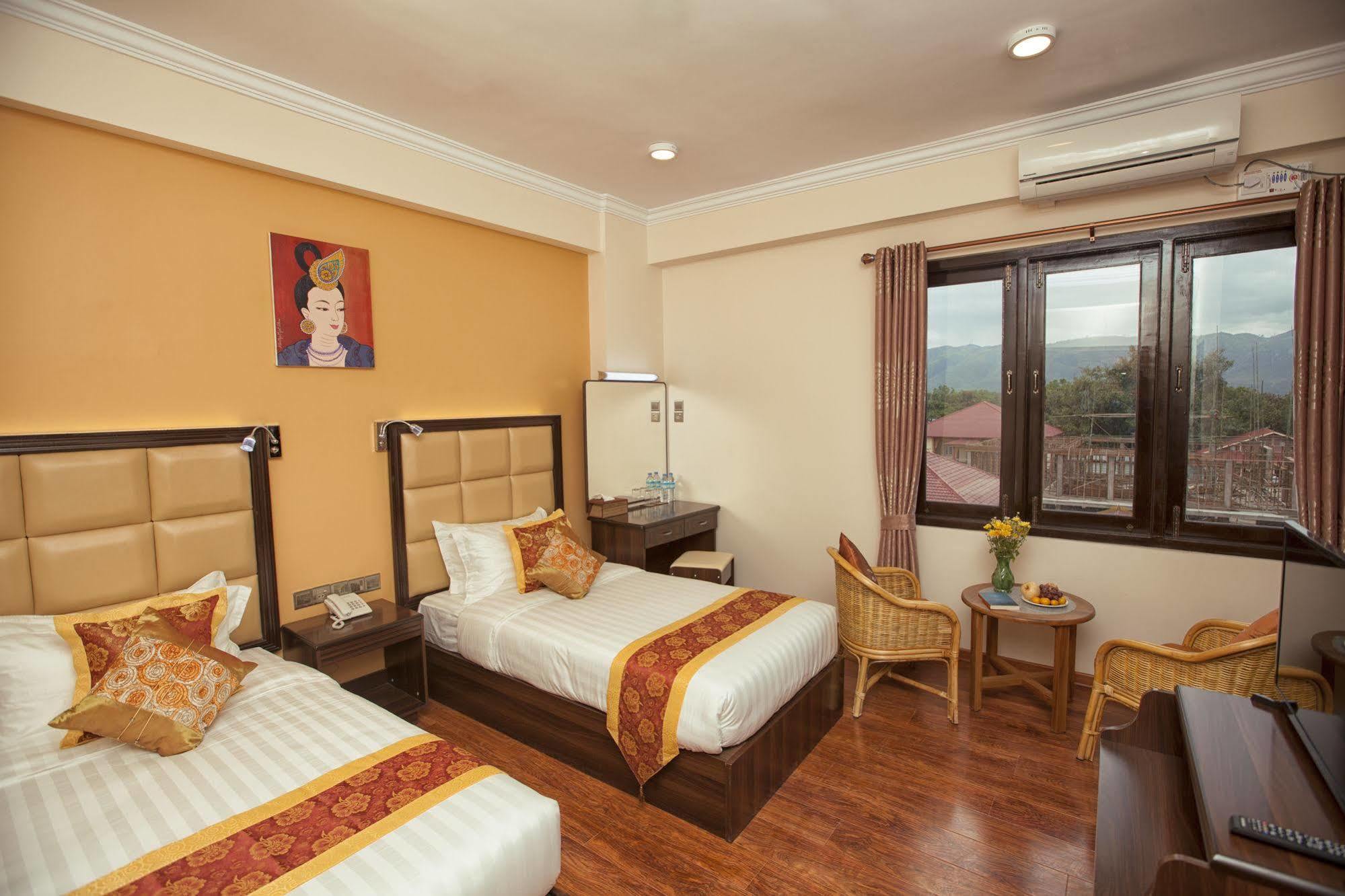 The Hotel Emperor-Inle نياونغ شوي المظهر الخارجي الصورة